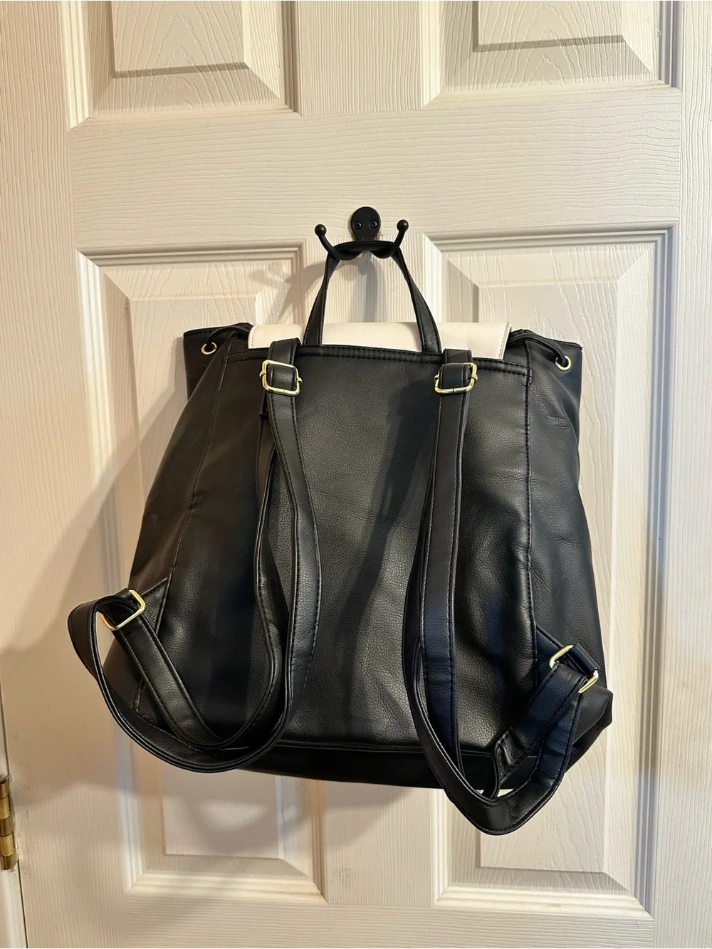 Cute Cat Face Quilted Backpack - White and Black